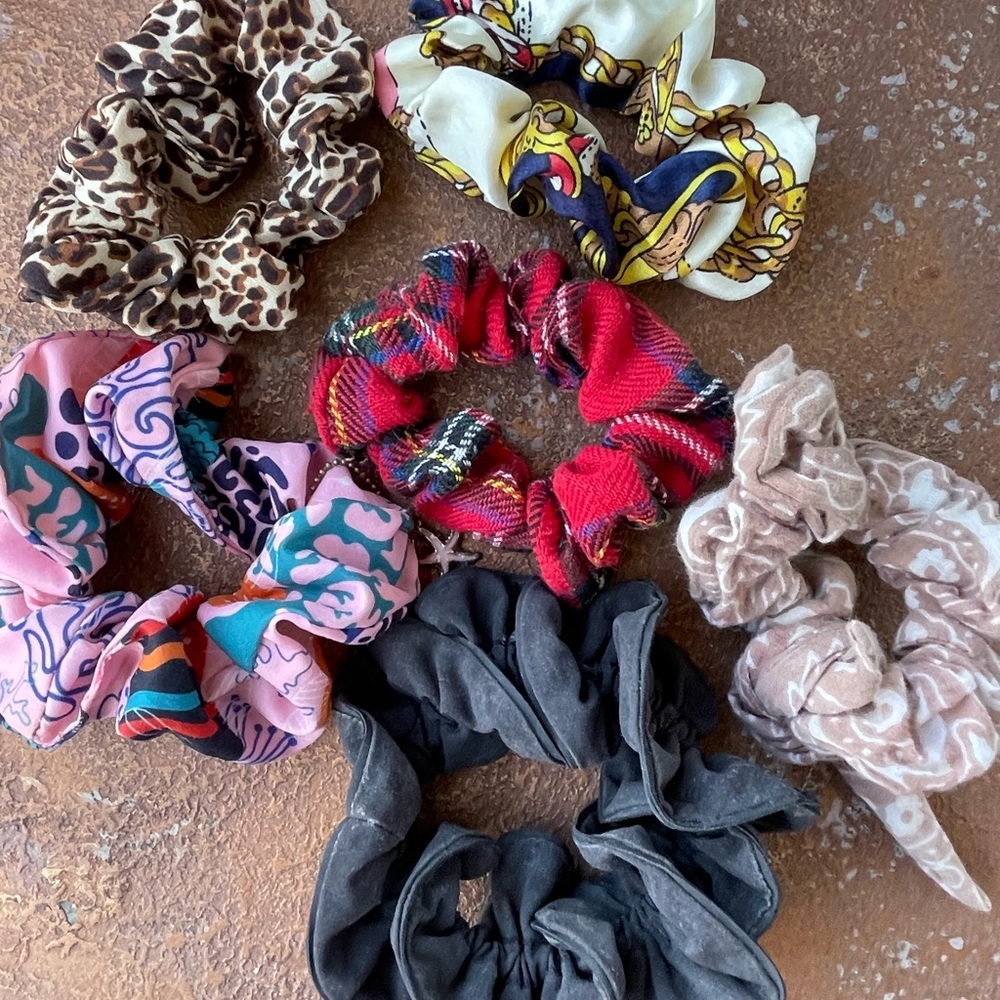 Scrunchie set 🖤